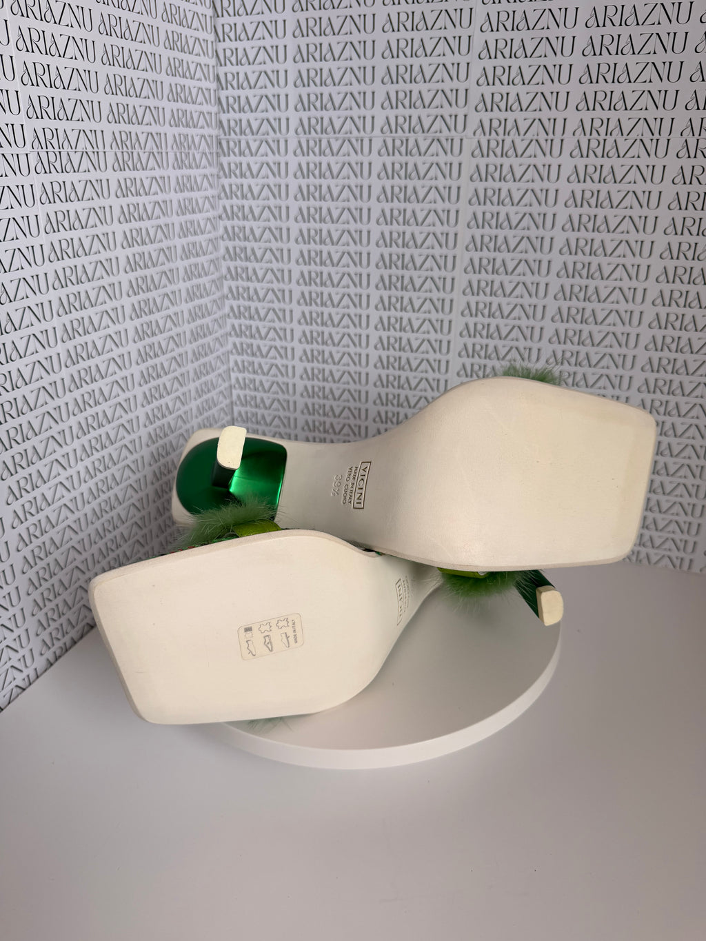 Giuseppe Zanotti “Fuxia” Heels – Size 39.5