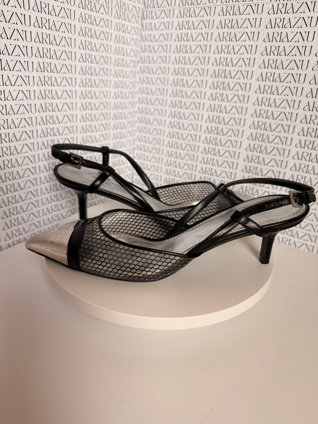 Louis Vuitton Urban Twist Slingback Pumps – Size 35