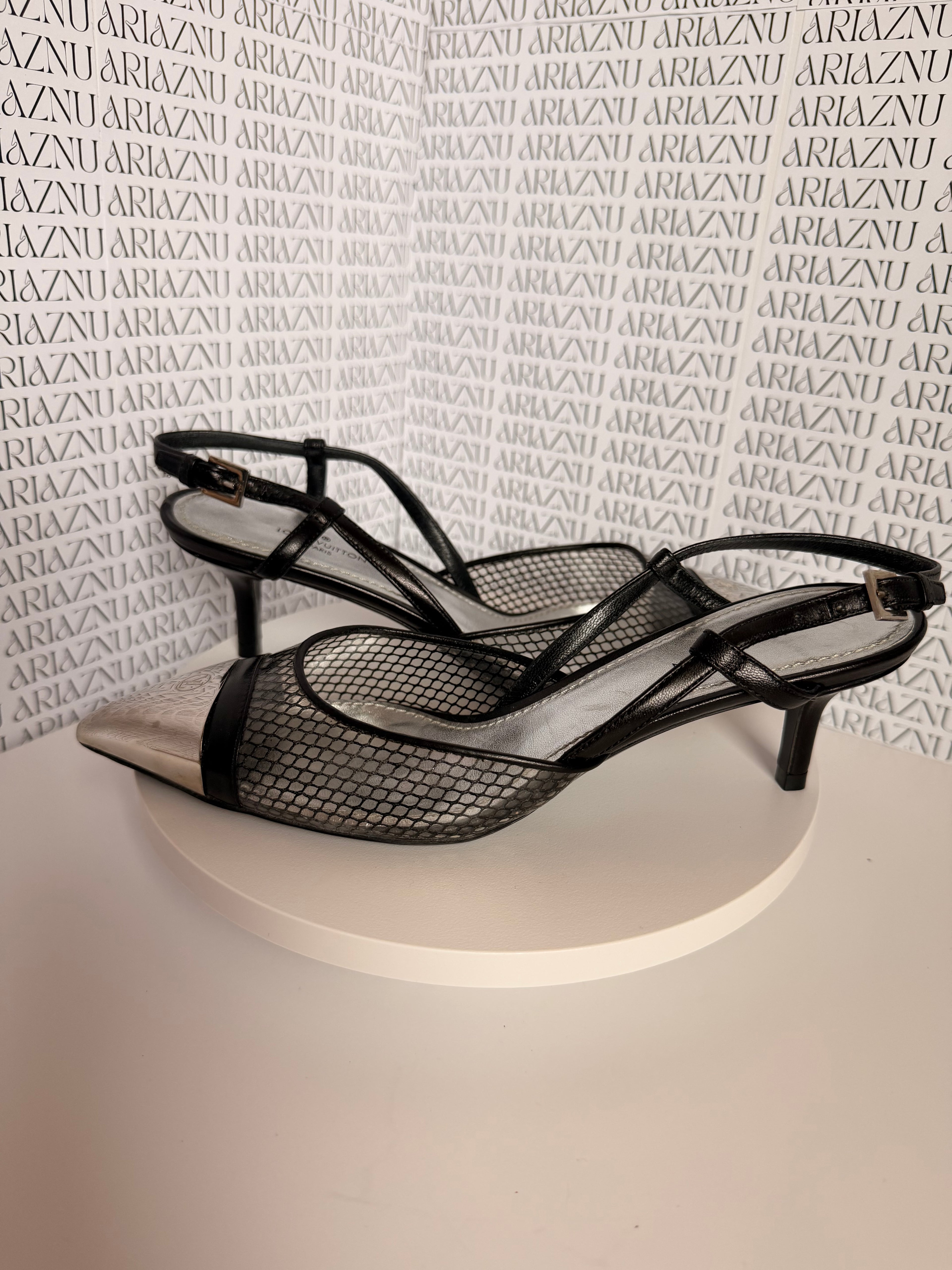 Louis Vuitton Urban Twist Slingback Pumps – Size 35
